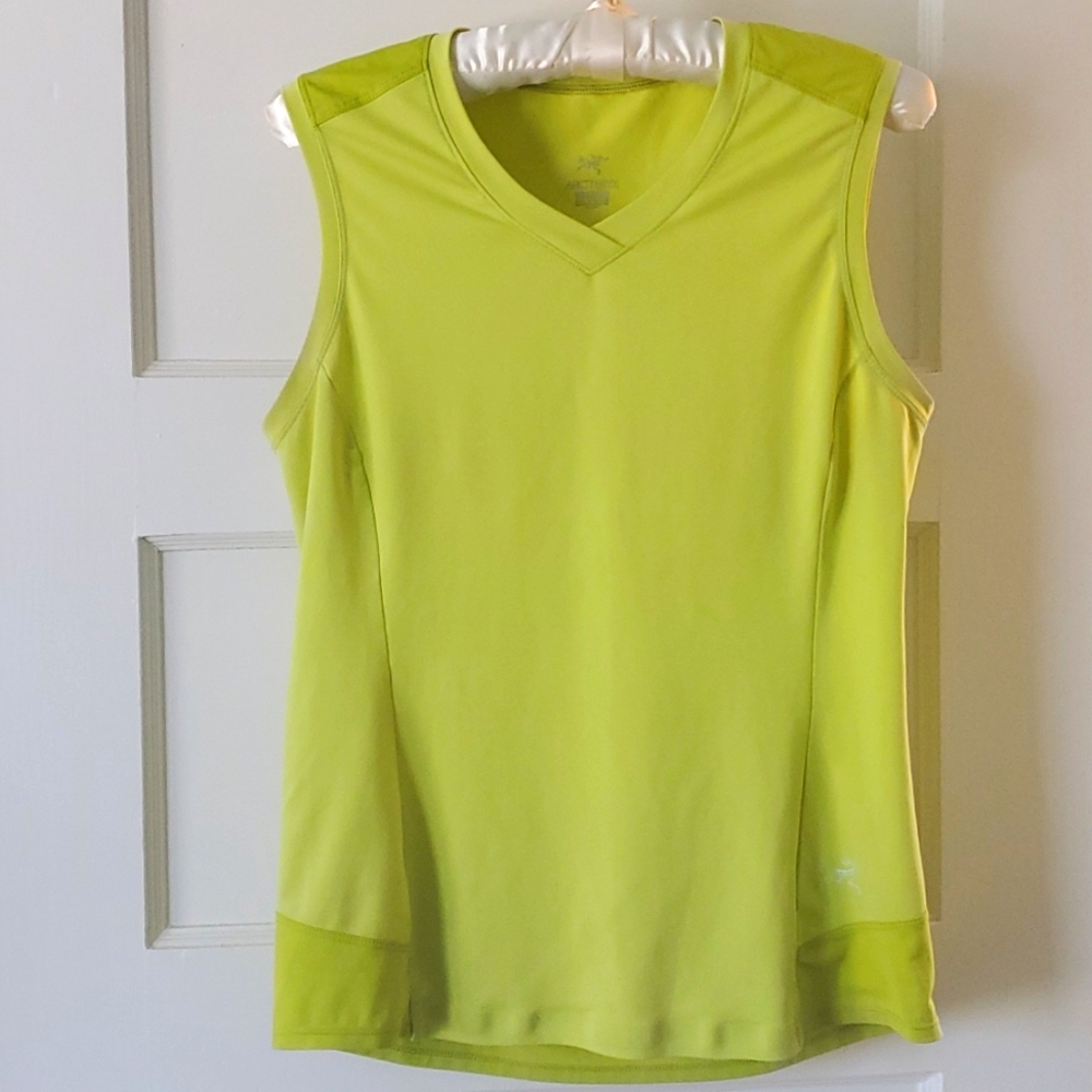 Arc'teryx green tank, M